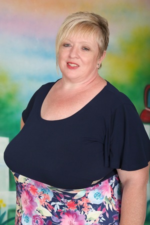 Me. Nadine Britz