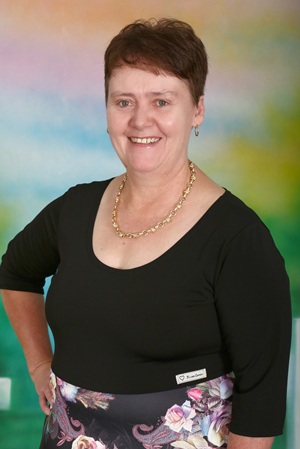 Me. Adri Coetzee